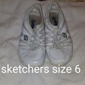 Skechers women's size 6